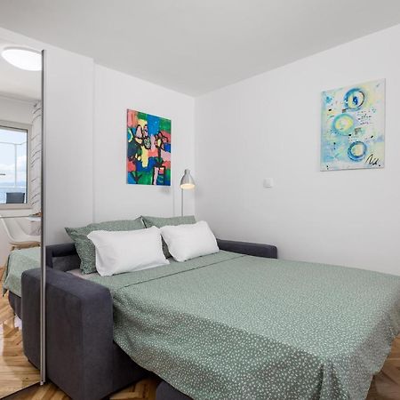 Studio Apartman Rozi أوباتيا المظهر الخارجي الصورة